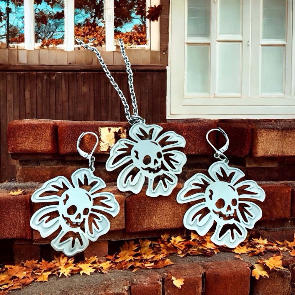 🆕 Skull in a Flower Laser Etched Necklace and Earrings Set Stainless Steel